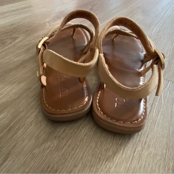 TOMS Lexie Sandstorm Leather Metallic sandals - Picture 7 of 13